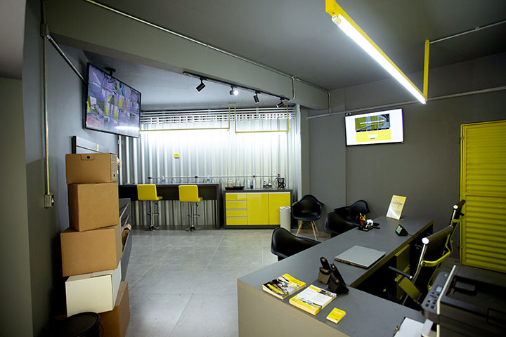 Yellow Self Storage e Guarda Móveis Unidade Raja