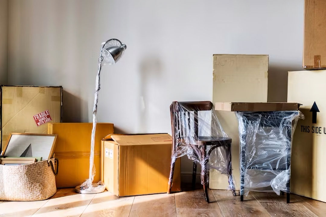 Onde Guardar os Móveis de Casa em 2024: As Vantagens do Self Storage